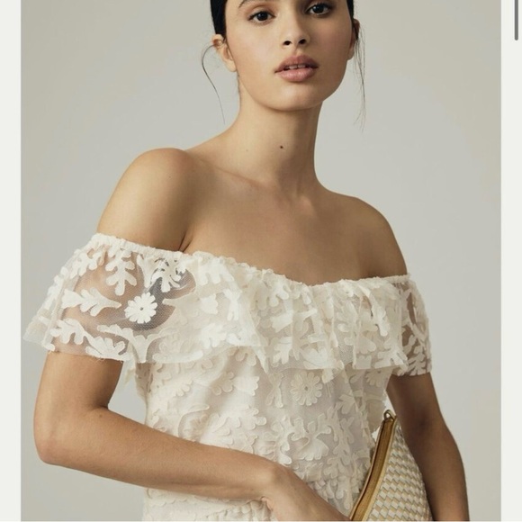 Anthropologie Tops - Anthropologie Lace Off-The-Shoulder Cream Blouse size XL